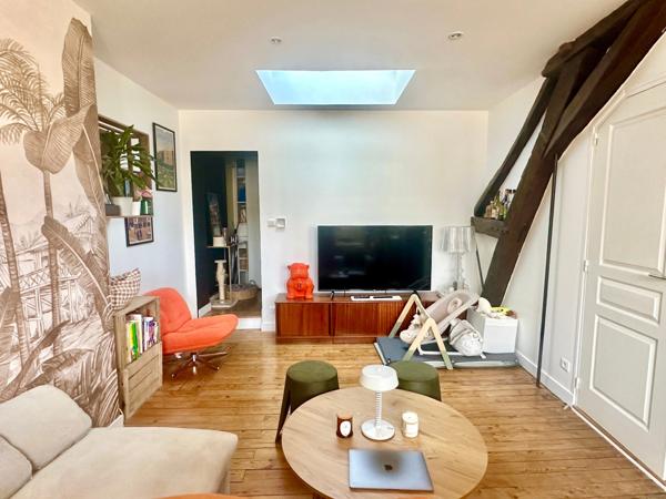 Bel Appartement, centre ville de Saumur à vendre 3 pièces SAUMUR (49400) - restauré avec du charme - 58m² - 2 chambres