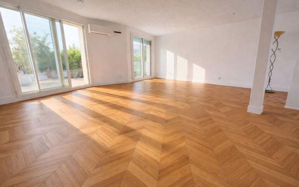 Appartement à vendre    6 pièces • 141 m2 Toulouse