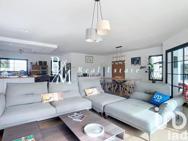 Maison à vendre 10 pièces 265 m² Rognes