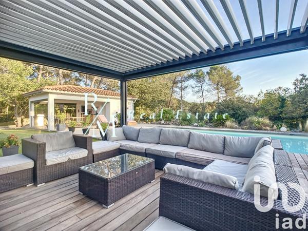 Maison à vendre 10 pièces 265 m² Rognes