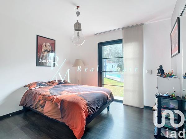 Maison à vendre 10 pièces 265 m² Rognes