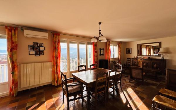 Appartement à vendre    6 pièces • 150,78 m2 Romans-sur-Isère
