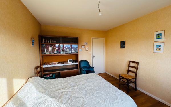 Appartement à vendre    6 pièces • 150,78 m2 Romans-sur-Isère