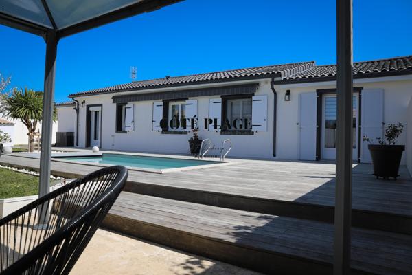 Vaux-sur-Mer (17640) VAUX-SUR-MER - MAISON ENTIEREMENT RÉNOVÉE AVEC GOÛT AU PRIX DE 599 000 € FAI