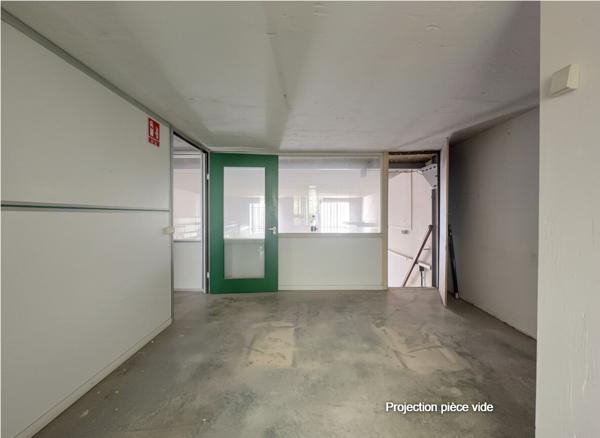 Local d'activité à transformer en loft de 70 m2