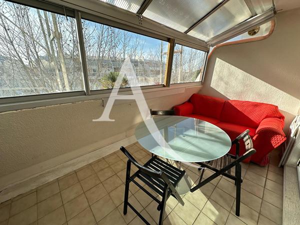 Studio avec cabine indépendante de 24m²