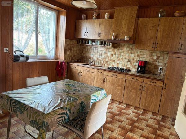 Maison rurale à vendre à Langolen dans le Finistère (29510), ref : MAIS/1034   
Bourg