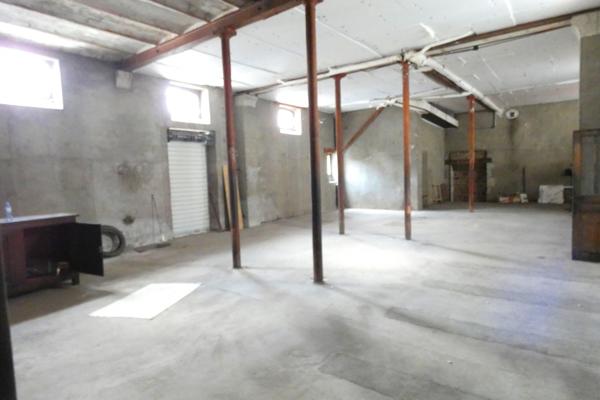 PLATEAU 150 M2 Aurillac (15000)