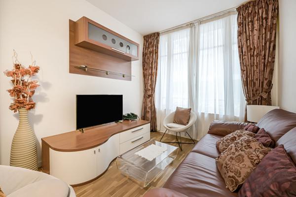 4 min à pied des Champs-Élysées, une adresse d'exception