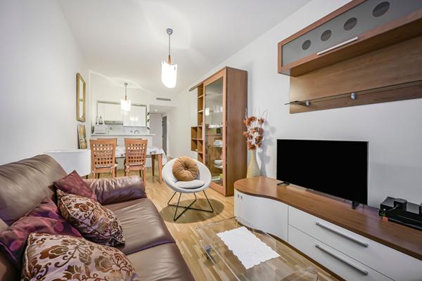 4 min à pied des Champs-Élysées, une adresse d'exception