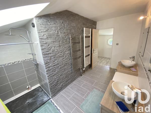 Maison à vendre 8 pièces 215 m² Availles-en-Châtellerault