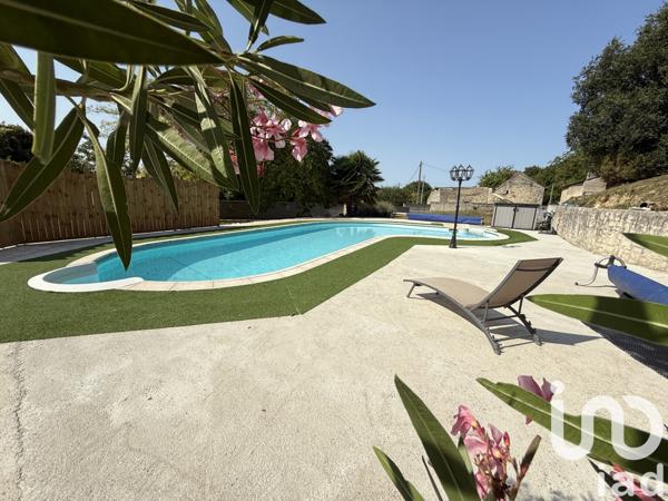 Maison à vendre 8 pièces 215 m² Availles-en-Châtellerault