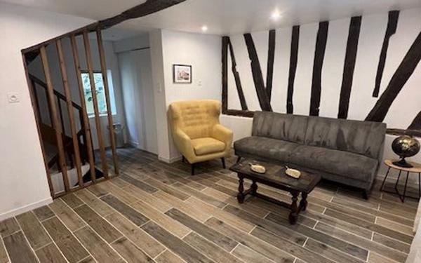 Maison à louer    3 pièces •  Exmes