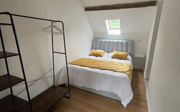 Maison à louer    3 pièces •  Exmes