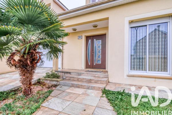 Maison à vendre 6 pièces 220 m² Crégy-lès-Meaux