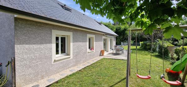 Maison
         5 pièces
        - 110 m² Exclusivité 329 000 € *