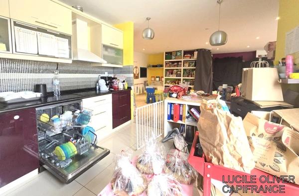 À VENDRE – Ensemble immobilier de 270 m² avec appartement indépendant LA VILLE DIEU DU TEMPLE (82)