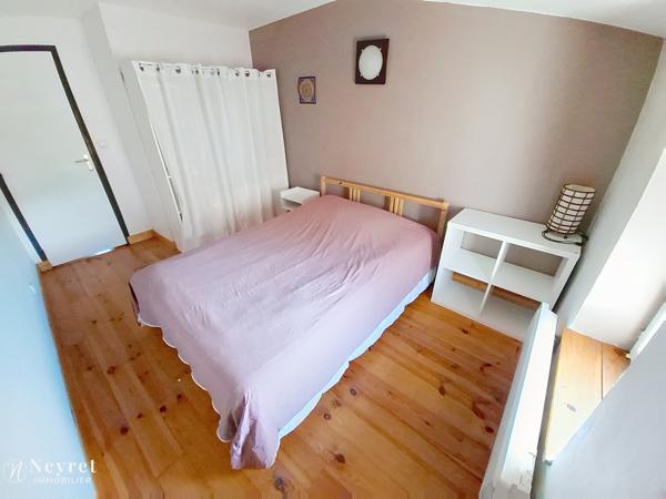 Opportunité à saisir pour investissement : Duplex T2 au cœur du village de 35,85 m² / Cave