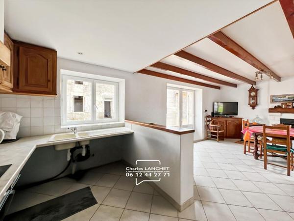 Ensemble immobilier proche rouillac