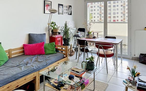 Appartement à vendre    2 pièces • 46,85 m2 Lyon 8