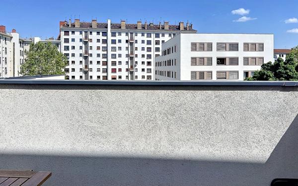 Appartement à vendre    2 pièces • 46,85 m2 Lyon 8