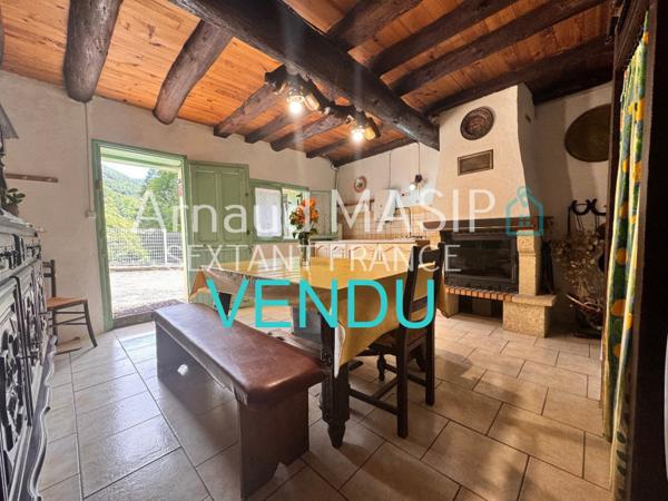 COQUETTE MAISON DE VILLAGE AVEC JARDIN AU COEUR DE LA VALLEE DE LA BOULZANE