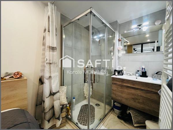 CANET EN ROUSSILON PLAGE, STUDIO VENDU  MEUBLE,AVEC BALCON VUE MER LATERALE!