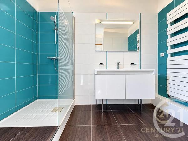 Maison à vendre  6 pièces - 160 m 2   ANTIBES  - 06