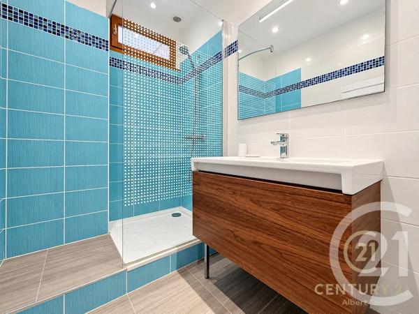 Maison à vendre  6 pièces - 160 m 2   ANTIBES  - 06