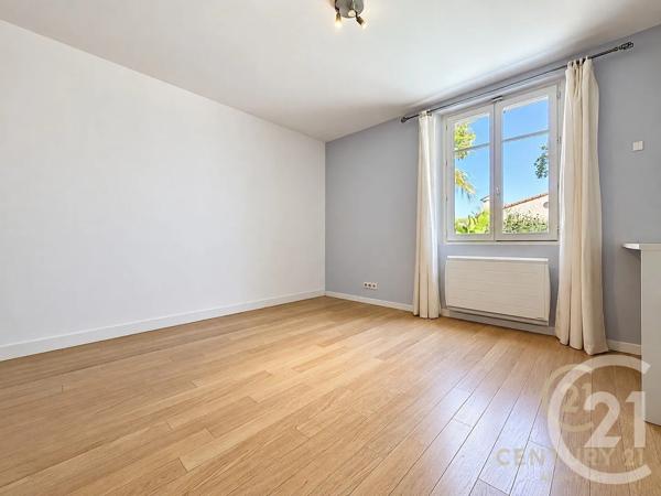 Maison à vendre  6 pièces - 160 m 2   ANTIBES  - 06