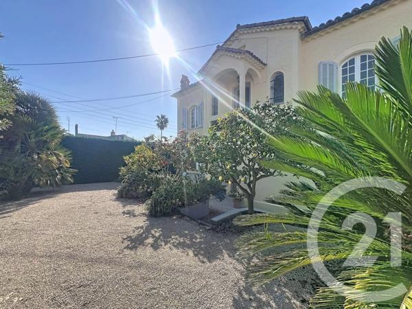 Maison à vendre  6 pièces - 160 m 2   ANTIBES  - 06