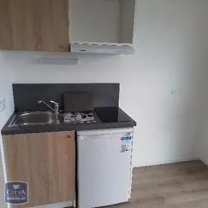 Appartement à louer 2 pièces 41.8m² Angers (49100)