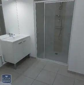 Appartement à louer 2 pièces 41.8m² Angers (49100)