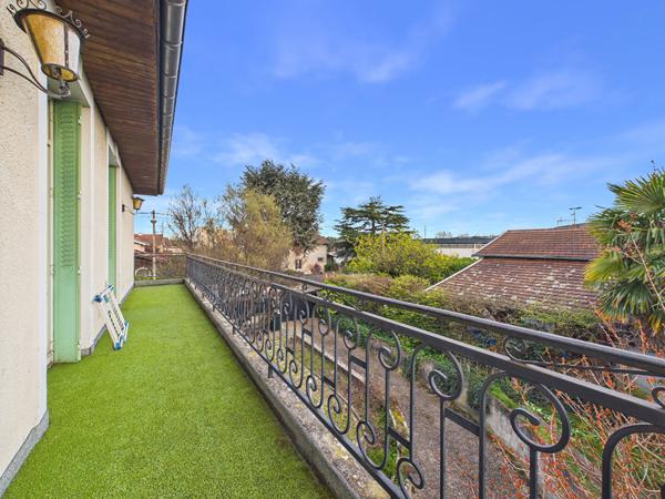 Propriété confidentielle aux portes de Lyon 8 quartier Moulin à vent