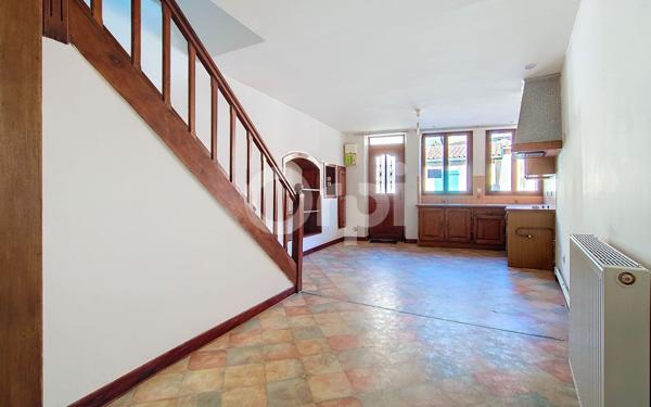 Maison à vendre    3 pièces • 70 m2 Joinville