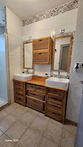 Maison sur sous-sol semi enterré NIORT quartier Rte d'Aiffres