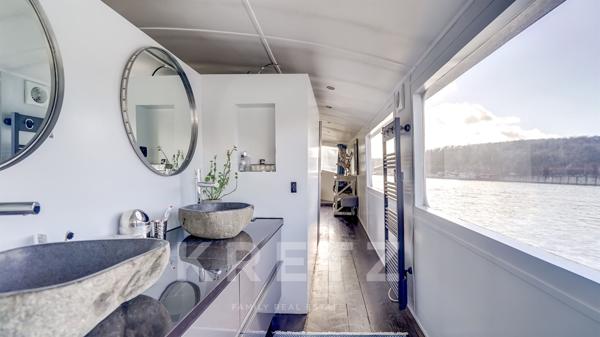 Péniche face au Parc de Saint Cloud