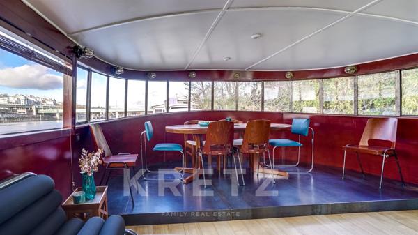 Péniche face au Parc de Saint Cloud