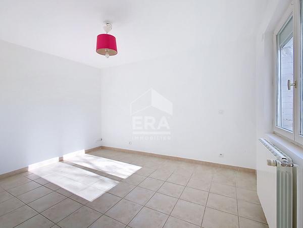 VIARMES  PAVILLON INDÉPENDANT AVEC JARDIN