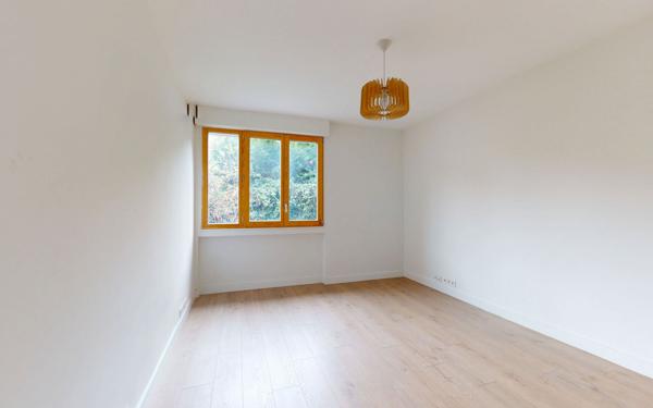 Maison à vendre    5 pièces • 233,99 m2 Lyon 5