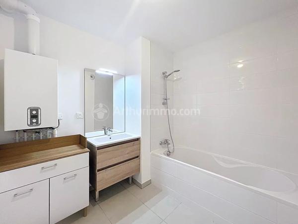 Location Appartement 3 pièces 7038 m2 à Clermont-Ferrand