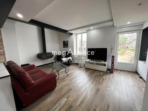 Maison à LA ROMAGNE, 49740 - 7 pièces 157m²
