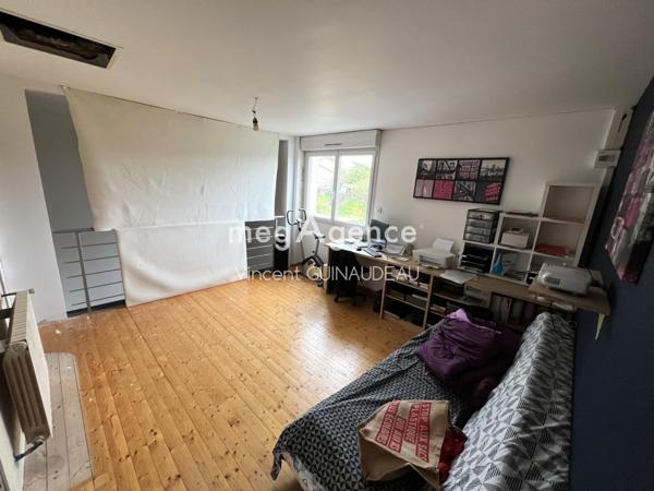 Maison à LA ROMAGNE, 49740 - 7 pièces 157m²