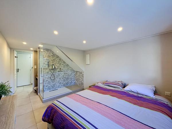 Maison
         6 pièces
        - 113 m² 489 900 € *