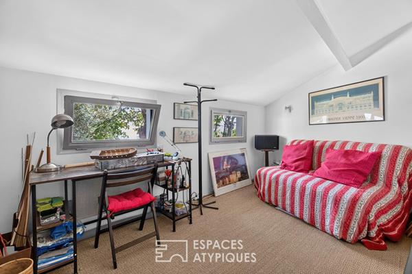 Maison Contemporaine avec Jardin Confidentiel – Coeur Vauban