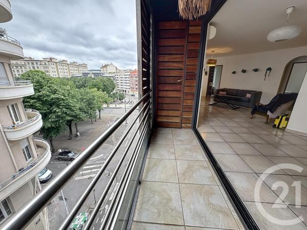 Appartement F4 à vendre  4 pièces - 101,26 m2 LYON - 69007