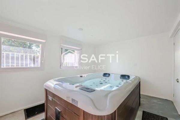 Maison familiale, individuelle avec beaucoup de charme