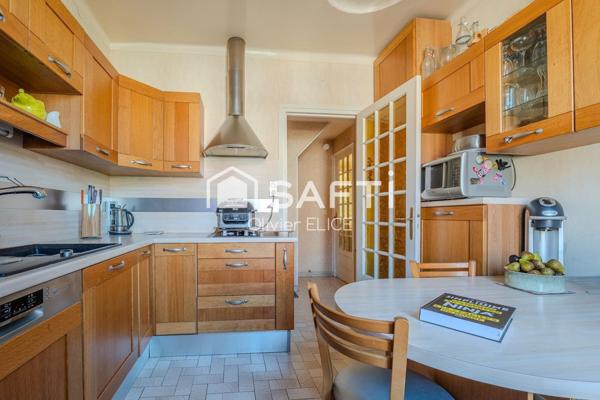 Maison familiale, individuelle avec beaucoup de charme