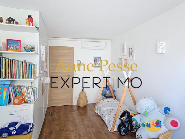 Créteil (94000) MAISON D’ARCHITECTE CONTEMPORAINE – TERRASSE – À 5 MIN DU VILLAGE – ÉCOLE & MÉTRO À PIED