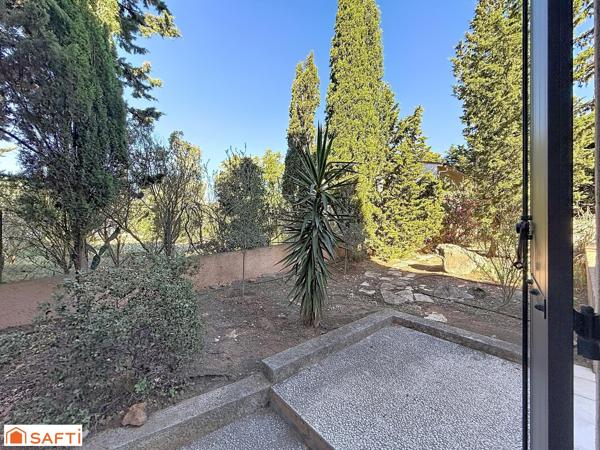 BANDOL – Studio rénové de plus de 17 m² avec parking et grande cave